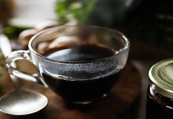 Dùng cao giúp trị ho là một trong những phương pháp đông y được nhiều người tin dùng